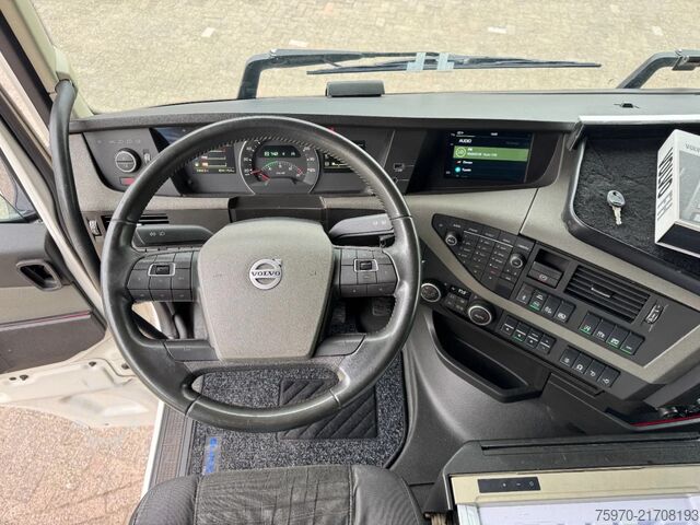 Standard-SZM Volvo FH 460 4x2 2018 iParkCool Tacho V2