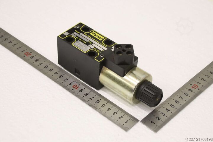 Directional control valve Parker D1VW8FNSWH75X753
