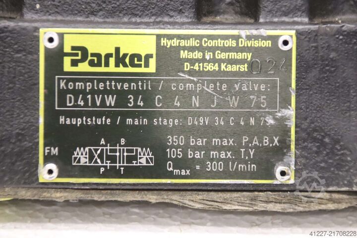 Directional control valve Parker D41VW 34 C 4 N J W 75