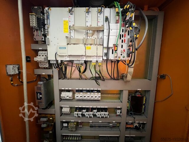 VERTIKALES BEARBEITUNGSZENTRUM IBARMIA ZV 35 L1600