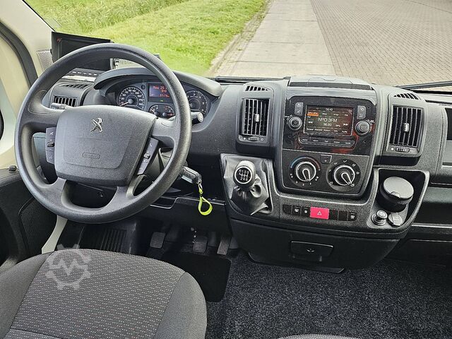 Hochdachkombi PEUGEOT BOXER 2.2 L2H2 Airco Euro6!