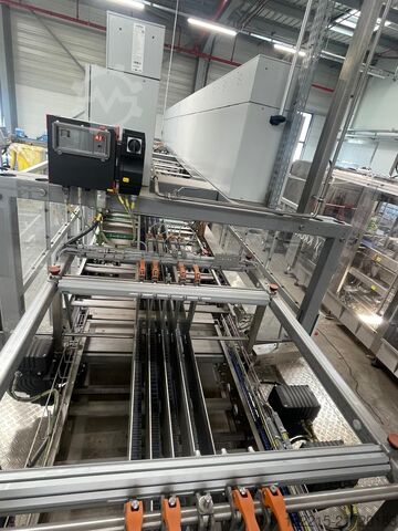 Krones VARIOPAC PRO W-7 Cardboard Packer (2017) Krones Kartonpacker