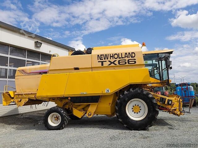 Mähdrescher New Holland TX 66