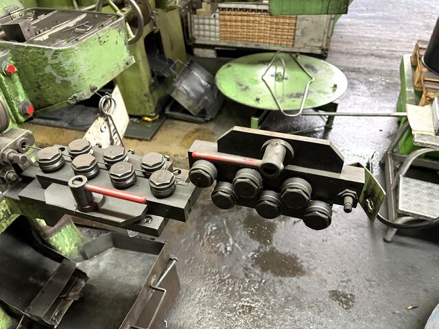 Cold heading machine HEUER NM 5