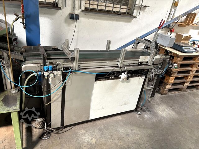 Conveyor system Conveyor System