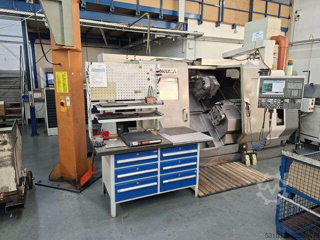 CNC lathe Okuma LU300-M