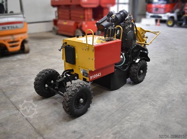 Stump mill Vermeer Corporation Stump Cutter SC362