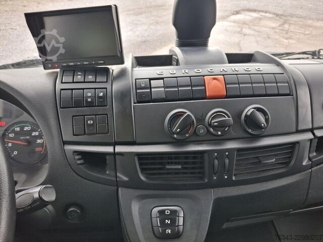 Box truck Iveco EUROCARGO ML 120E21P - E6