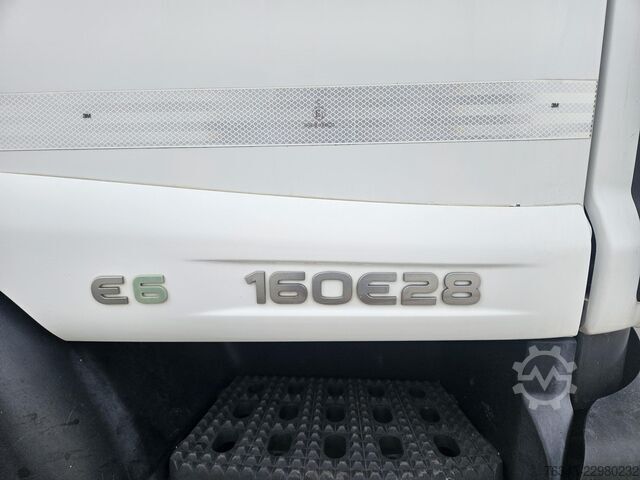 Box truck Iveco EUROCARGO ML 160E28/P - E6
