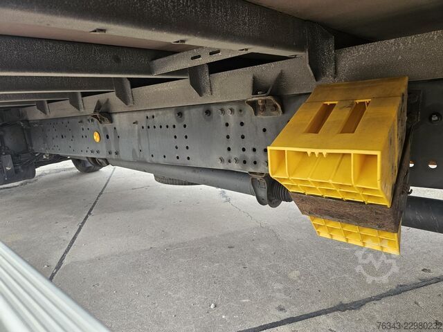 Box truck Iveco EUROCARGO ML 160E28/P - E6
