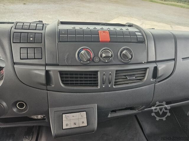 Box truck Iveco EUROCARGO ML 160E28/P - E6