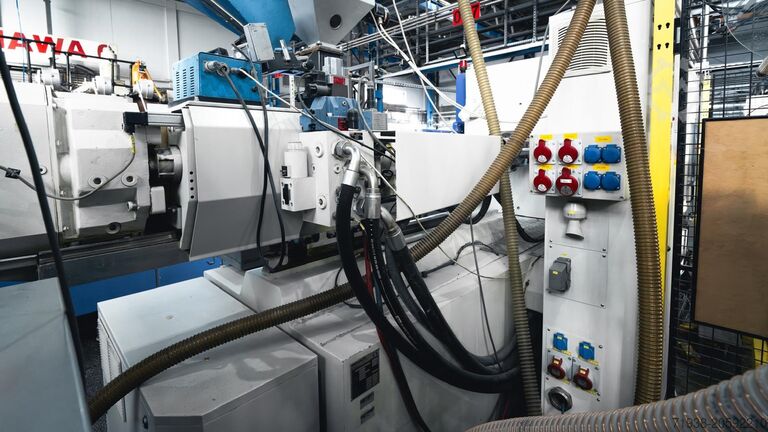 Spritzgießmaschine BATTENFELD HM 300/1330