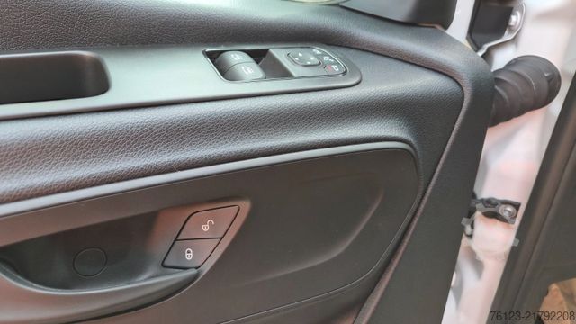 Minibus MERCEDES-BENZ 515 Sprinter 22 Schlafsessel Lagerfahrzeug S