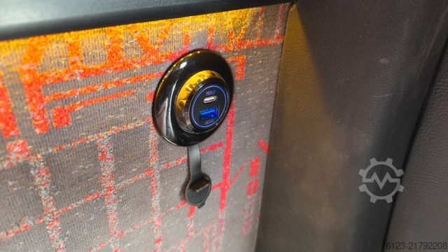 Minibus MERCEDES-BENZ 515 Sprinter 22 Schlafsessel Lagerfahrzeug S