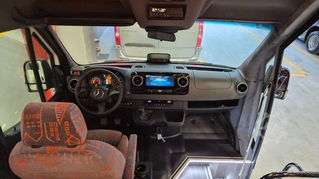 Minibus MERCEDES-BENZ 515 Sprinter 22 Schlafsessel Lagerfahrzeug S