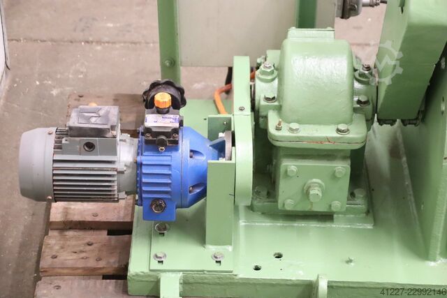 Behälterdrehvorrichtung   Ton Heitze 405/0 Rollenabstand 240 - 780 mm