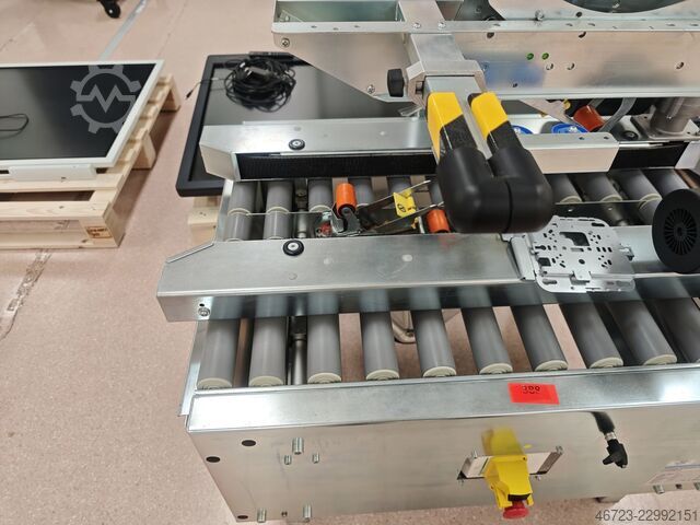 Kartonverpackungsmaschine SOCO SYSTEM T-10