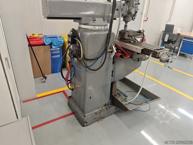 Universal-Fräs- und Bohrwerk SEMCO LC185VS