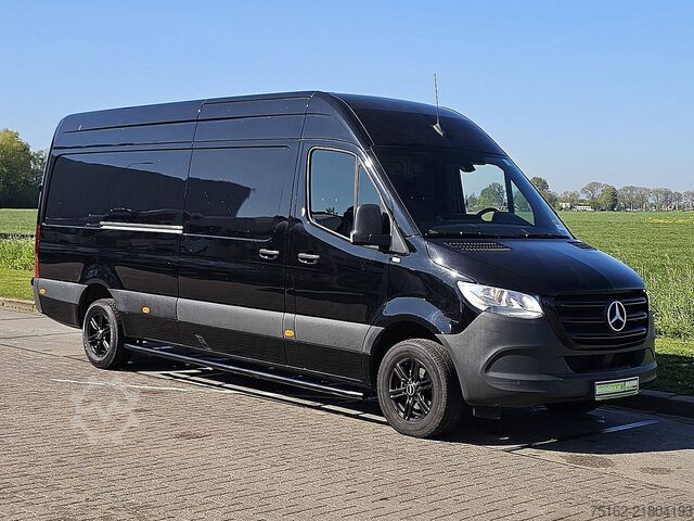 High-roof van MERCEDES-BENZ SPRINTER 315 L3H2 Mbux Automaat!