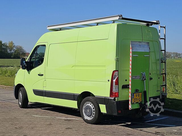High-roof van RENAULT MASTER 2.3 DCI 130 H2 LAADKLEP