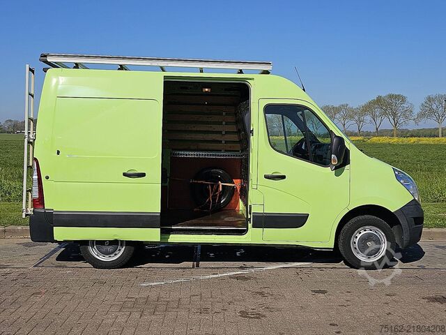 High-roof van RENAULT MASTER 2.3 DCI 130 H2 LAADKLEP