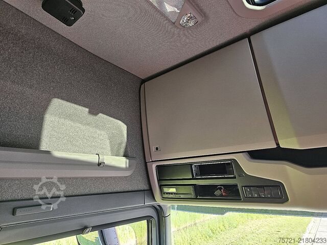 Chassis with cab SCANIA R500 6x2 Retarder Leather