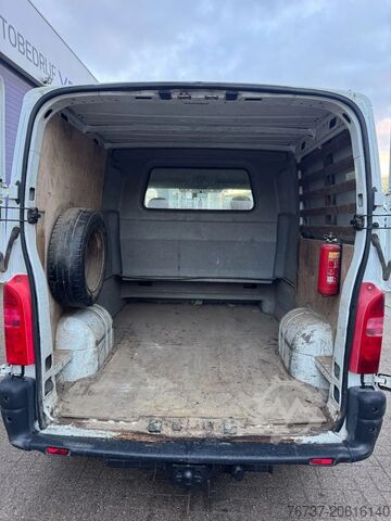 Van double cab Renault Master **DUB CAB-DCI120**