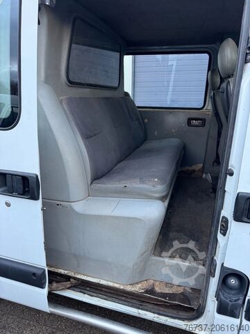 Van double cab Renault Master **DUB CAB-DCI120**