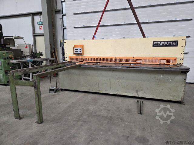 Hydraulic guillotine shear Safan VS 310 6