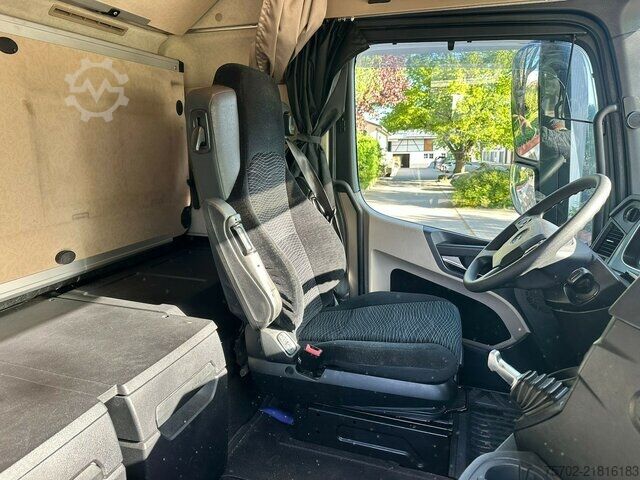 Van Mercedes-Benz Actros 1845 Sattelzugmaschine