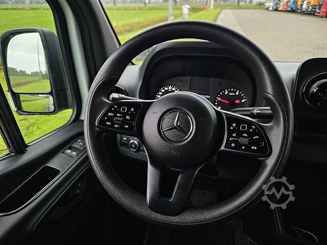 MERCEDES-BENZ SPRINTER 319 L3H2 AC automatic EURO6 V6 3.0 ltr seat heating camera CarPlay cruise con MERCEDES-BENZ SPRINTER 319 L3H2 ac automaat EURO6 V6 3.0 ltr ...
