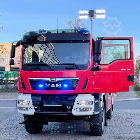 Fire department all-wheel drive tank fire engine (TLF) MAN TGM 18.320 TLF 4000 Allrad 5000 l Wasser