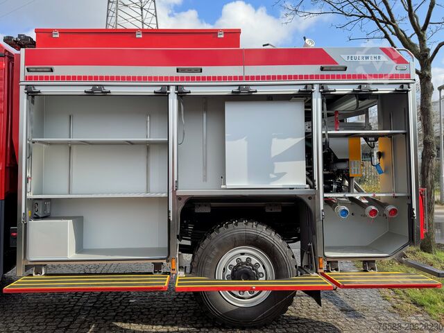 Fire department all-wheel drive tank fire engine (TLF) MAN TGM 18.320 TLF 4000 Allrad 5000 l Wasser