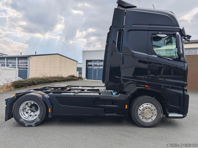 Standard tractor unit FORD F-MAX LUX LED, Intarder, Standklima, RDKS, Voll