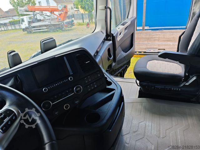 Standard tractor unit FORD F-MAX LUX LED, Intarder, Standklima, RDKS, Voll