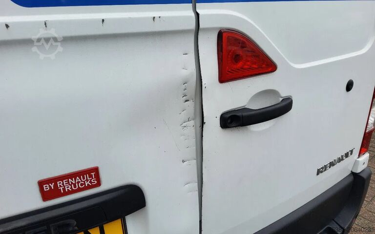 Van double cab Renault Master 150.35 EURO 6 L3H2 DL DUBBELE CABINE -...