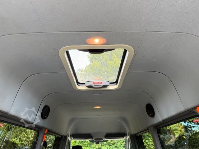 Motor coach VW Crafter 50 2.0 Tdi ReiseBus 1+16 Sitze Klima Ahk