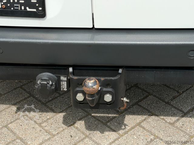 Motor coach VW Crafter 50 2.0 Tdi ReiseBus 1+16 Sitze Klima Ahk