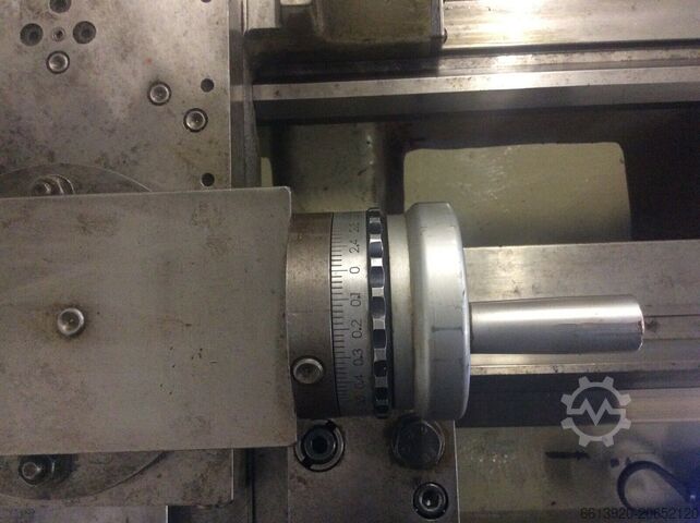 Drehmaschine mit durchgehender Spindel Harrison Soustruh M250