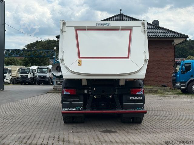 Tipper truck MAN TGS 41.480 BB 8X4 Hydraulische Klappe