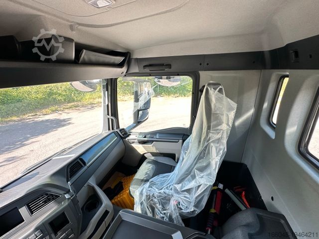 Tipper truck MAN TGS 41.480 BB 8X4 Hydraulische Klappe