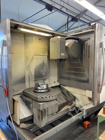Universal machining center Deckel Maho DMU 60