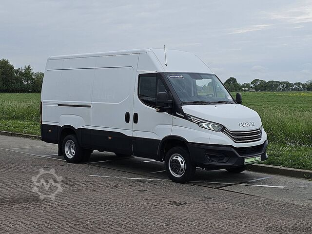 High-roof van IVECO DAILY 35C21 3.0Ltr Dubbellucht !