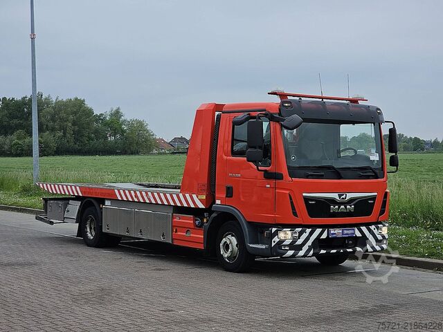 Car carrier van M.A.N. 12.220 TGL BOTTIE PLATFORM+TOW