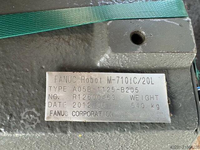Industrial robot Fanuc M710iC/20L , R30iA