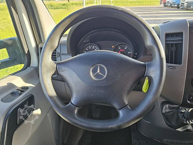 High-roof van MERCEDES-BENZ SPRINTER