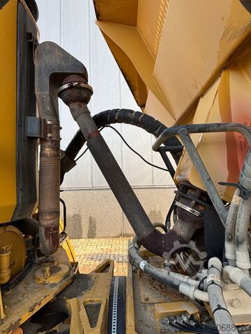 Dumper CAT 735 B (Under Preparation)