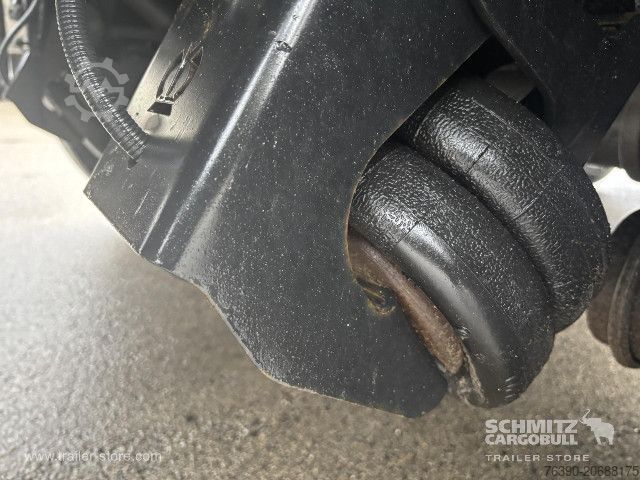 Open semitrailer with tarp Krone Semitrailer Curtainsider Standard