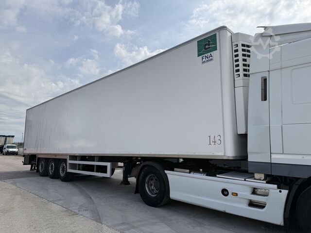 Reefer semitrailer Chereau CD38 ISO-Koffer 14m mit Thermo-King 0°C