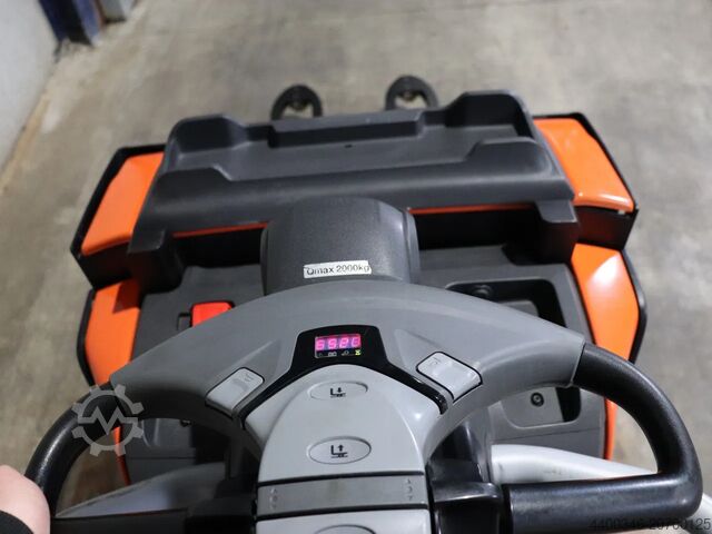 Niederhubwagen BT LPE200